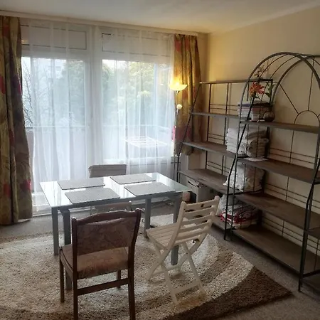 Earthquake S-a-f-e! - Nice Opposite Of Beach With Umbrellas, 3 Bikes, Smart Tv, Full Equipped Kitchen, Free Parking, Own 70mbps Wifi, Pool And Terrace, Play Ground, Barbecue, Table Games, Pick-up Service, Travel Agency *