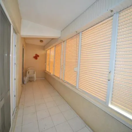 Апартаменты Earthquake S-a-f-e! - Nice Opposite Of Beach With Umbrellas, 3 Bikes, Smart Tv, Full Equipped Kitchen, Free Parking, Own 70mbps Wifi, Pool And Terrace, Play Ground, Barbecue, Table Games, Pick-up Service, Travel Agency Алания